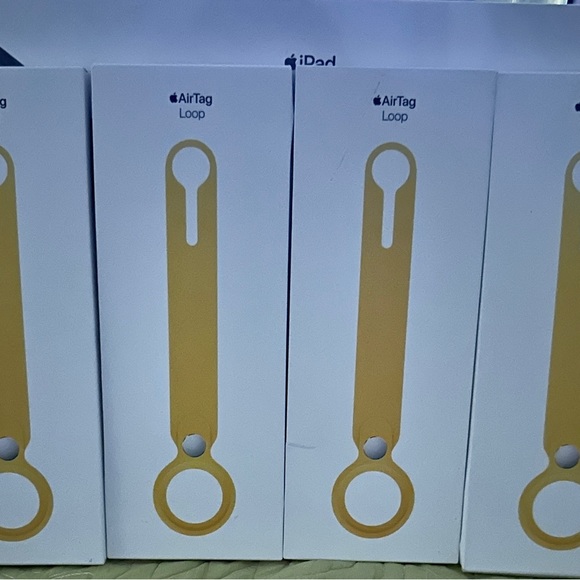 Apple AirTag loop - Picture 3 of 5